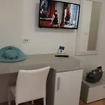 La Taverna Hotel apartamentowy 3*