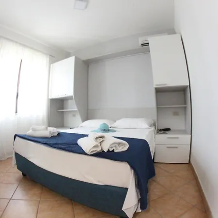 La Taverna Aparthotel 3*