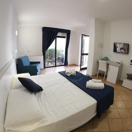 Апарт-отель La Taverna 3*