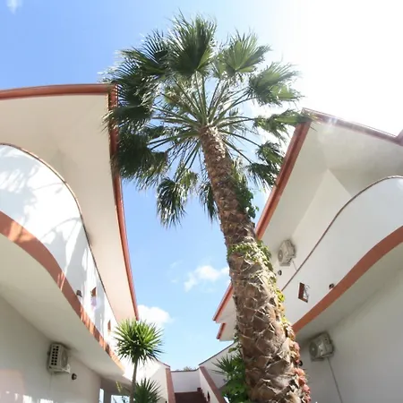 Апарт-отель La Taverna Капо-Ватикано