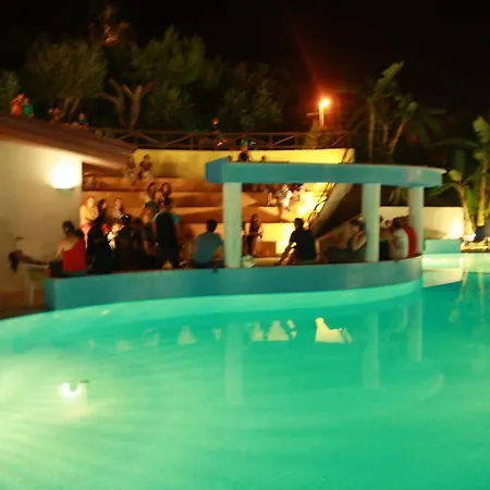 Apart-hotel La Taverna 3*