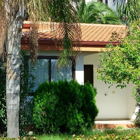 Апарт-отель La Taverna Капо-Ватикано