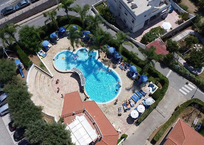 Lägenhetshotell La Taverna